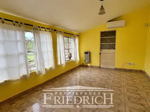 Casa 5 ambientes con 3 baños