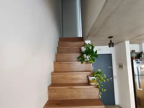 Depto Tipo Casa en Venta con 1 cocheras