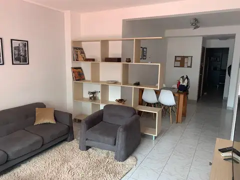 Departamento céntrico en alquiler con muebles