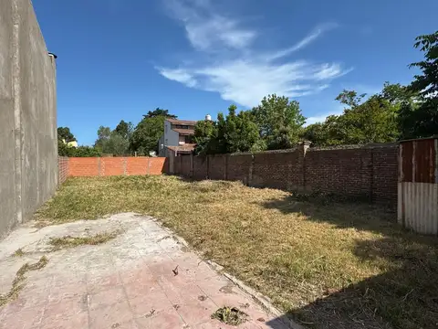 Terreno en Venta 32  mts Fondo