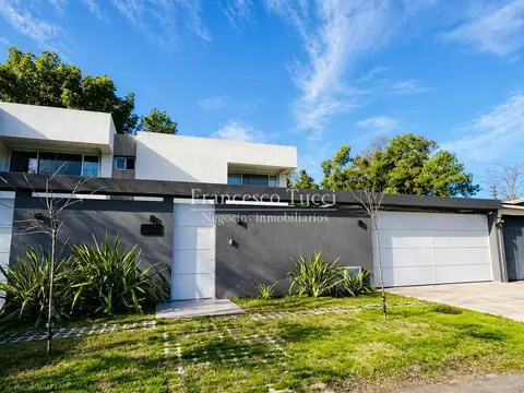 Casa en venta 5 ambientes Parque leloir