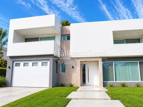 Casa en venta 5 ambientes Parque leloir