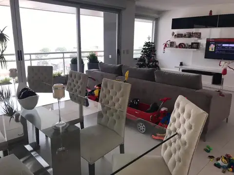 Semi piso en Haedo 4 ambientes con terraza doble cochera y baulera