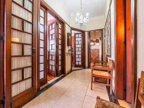 Venta Casa 5 dormitorios Patio Terraza Caballito