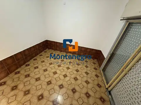 Depto Tipo Casa en Alquiler de 2 dormitorios