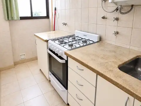 Departamento en Alquiler con 1 cocheras