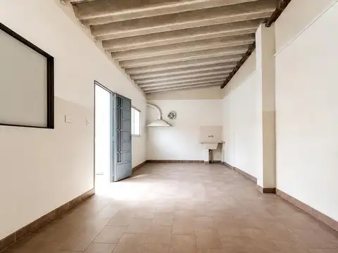 Depto Tipo Casa en Alquiler de 6 ambientes