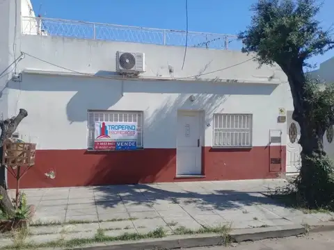 Ph Tipo Casa De 4 Ambientes Al Frente La Tablada