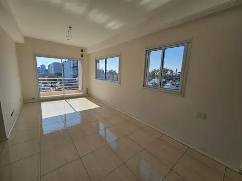 Departamento en Alquiler en Wilde, $ 650.000
