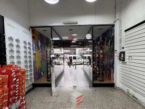 Local en Alquiler en Loma Hermosa, $ 2.400.000