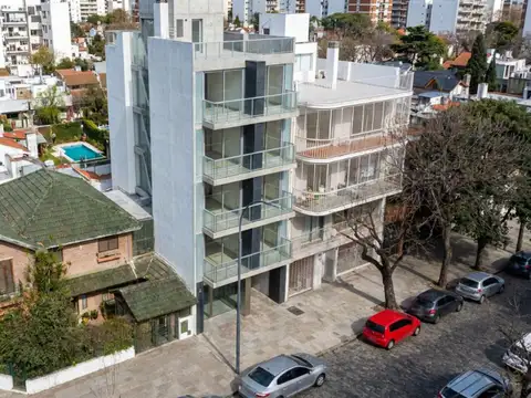 Lote en Nuñez. 358m² Vendibles. PB + 4 Pisos