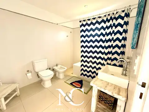Casa en Alquiler al Este