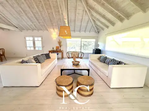 Casa en Alquiler al Este