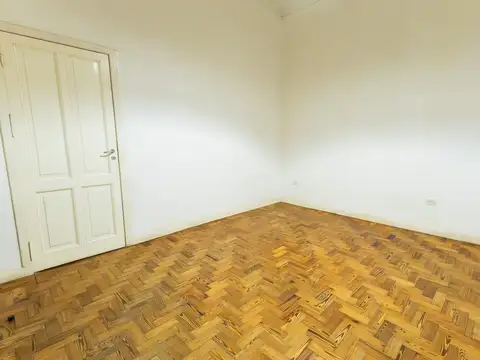 Depto Tipo Casa en Venta 68 años