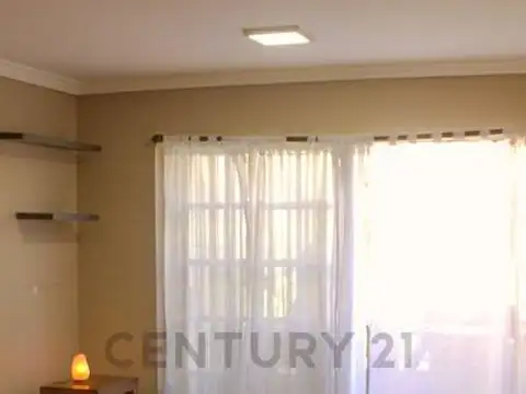 Cortina 2000, Piso 0