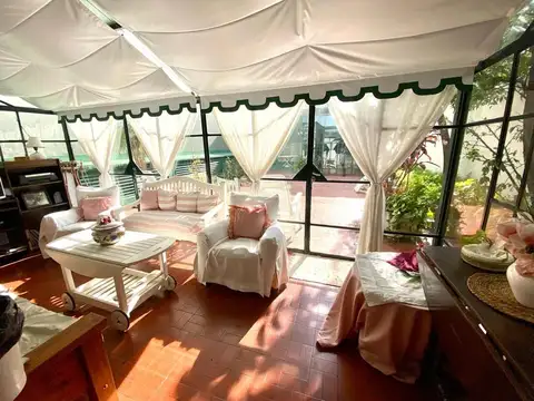 EXCELENTE   3amb, Patios, Quincho,194,54 M2 +Baulera