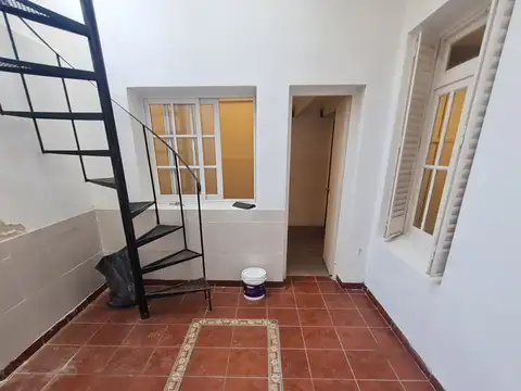 Neuquen 2300, Piso PB