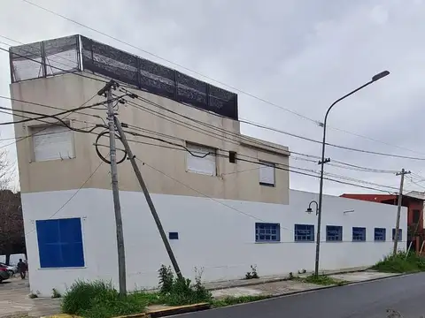 Galpón en Zona Industrial I1: Oportunidad Ideal para Emprendedores y Empresas en Expansión-En Venta