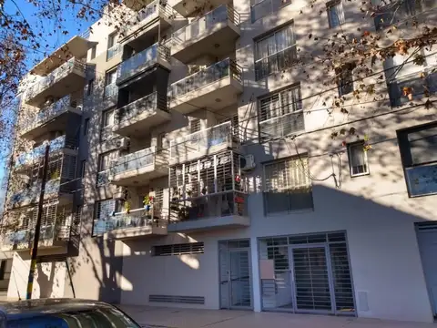 Jose Ingenieros Y Silva 1000 , Piso 5