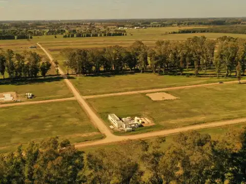 Terreno en Venta en Los Tres Pinos, USD 26.000