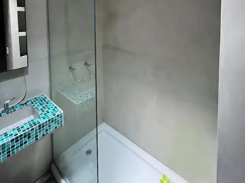 Hermosa casa en Barrio Los Robles