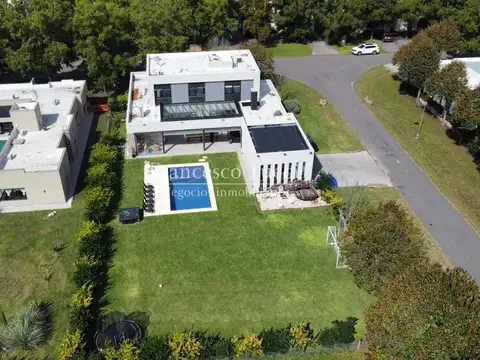Casa en Venta de 6 dormitorios