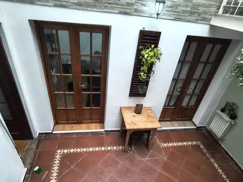 Depto Tipo Casa 4 ambientes con 2 baños