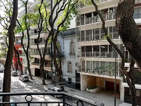 Eduardo Acevedo 100 2º Caballito 3 amb 2bañ frente balc u$ 127.000