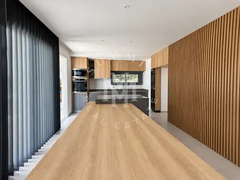 Casa en Alquiler de 3 dormitorios