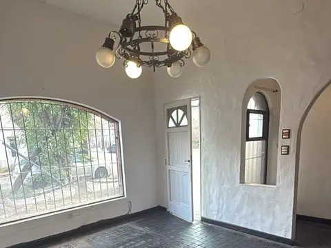 Depto Tipo Casa en Alquiler de 3 ambientes