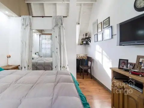 Venta Local En Villa Devoto Con Casa