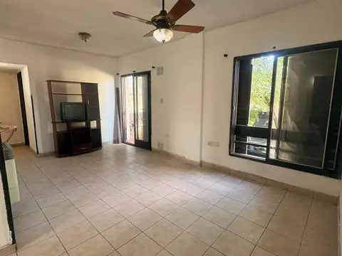 Departamento 2 dormitorios con balcon