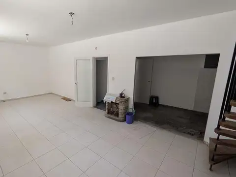 Departamento en Alquiler en Valentin Alsina, $ 720.000