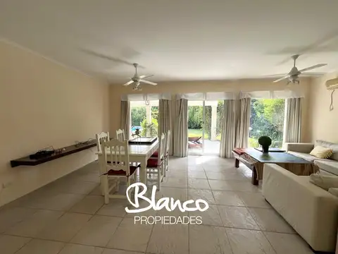 Casa en Alquiler en La Delfina, USD 1.600