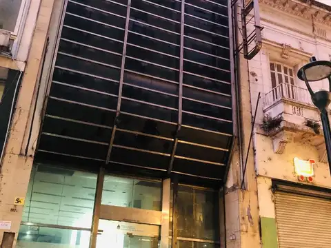 1.700 M2 - RECONQUISTA 555