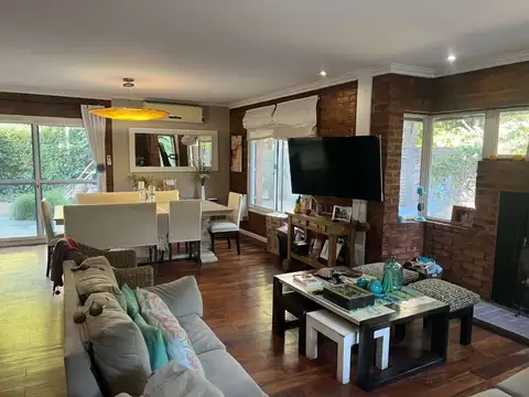 Casa en Venta al Oeste
