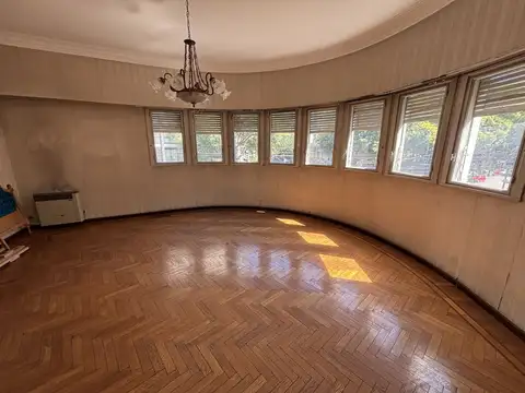 Depto Tipo Casa en Venta de 6 ambientes