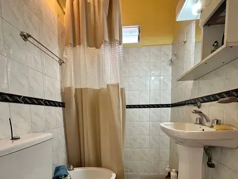VENTA - PH 3 AMBIENTES - CON FONDO LIBRE - A REMODELAR - VILLA MADERO