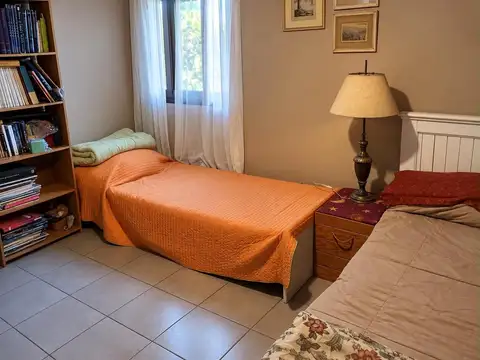 Casa en Alquiler Temporal con 2 cocheras