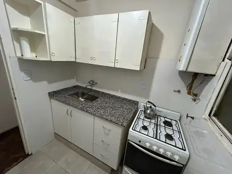 Departamento en Alquiler en Monserrat, $ 500.000