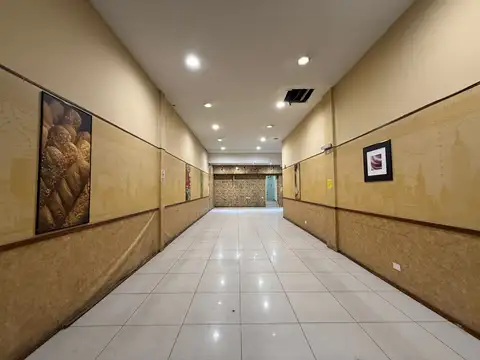 Amplio Local en Almagro en Excelente Zona Comercial