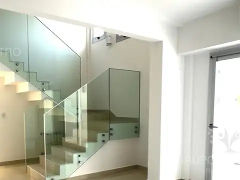 Departamento en Venta con 2 cocheras