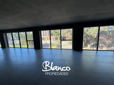 Oficina en Alquiler en Proa Pilar, USD 1.530