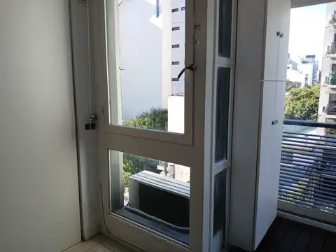 Departamento en Alquiler en Chacarita, $ 600.000