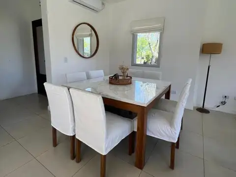 Casa en Alquiler al Norte