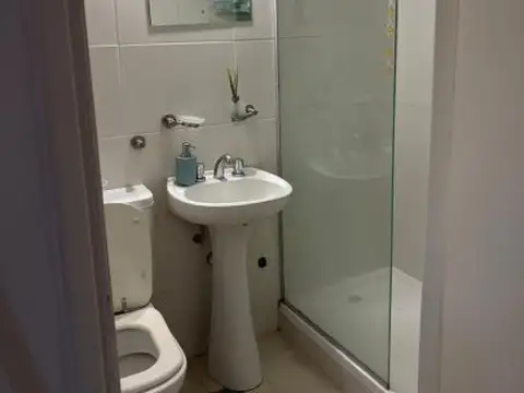 Departamento en Alquiler en Olivos Vias/Rio, $ 490.000