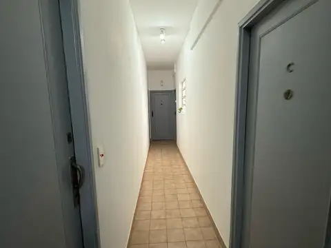 DEPARTAMENTO MONO AMBIENTE - AMOBLADO