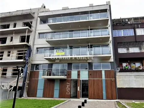 Venta Departamento 2 1/2 Ambientes con Balcón
