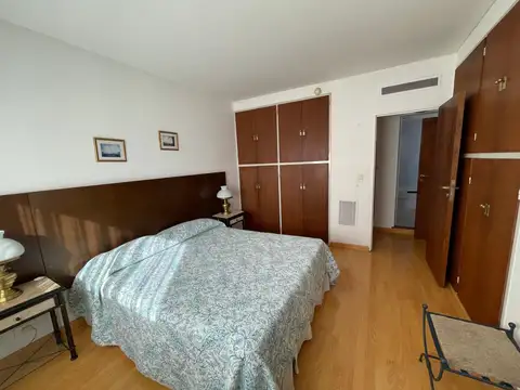 Departamento en Alquiler Temporal con 1 cocheras