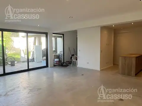 Depto Tipo Casa en Venta de 3 dormitorios